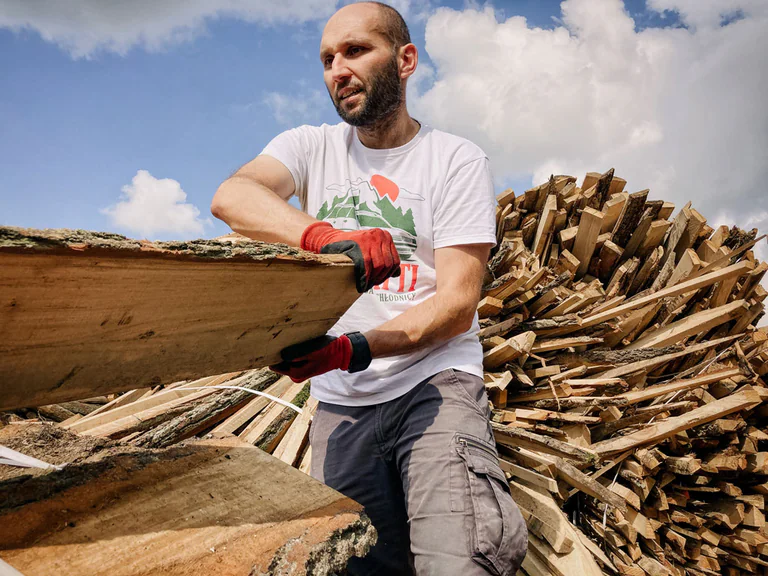 Jak zrobić świece w butelce po winie - Krótka historia o kolejnym, spełnionym marzeniu 10 odpady tartaczne na wieczka do świec