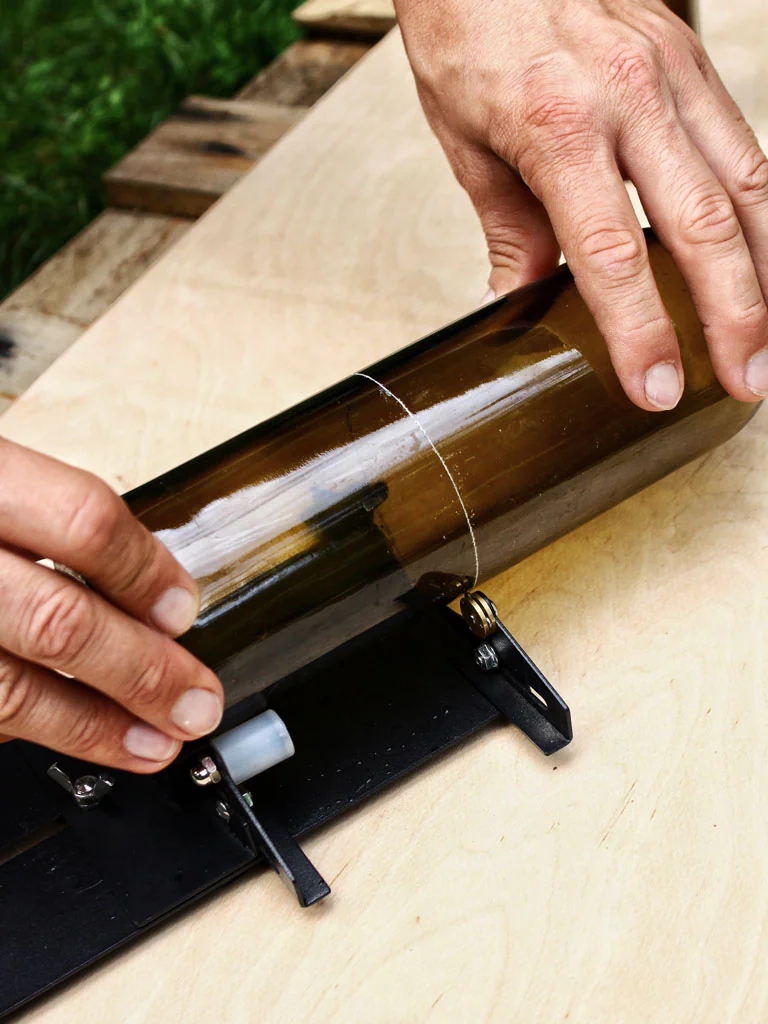 Jak zrobić świece w butelce po winie - Krótka historia o kolejnym, spełnionym marzeniu 4 świeca z butelki rękodzieło