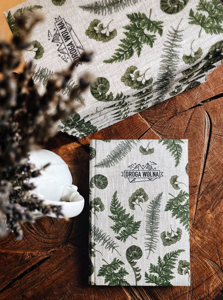 notes-szyty-w-paprocie