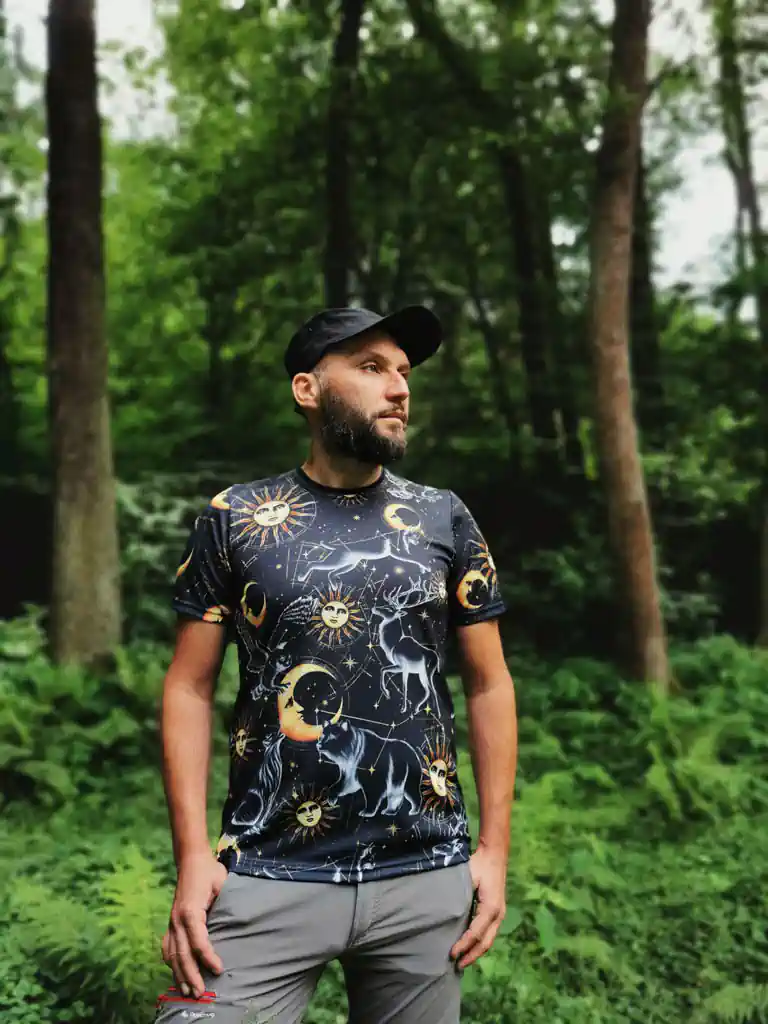 koszulka-męska-słońce-księżyc-góry