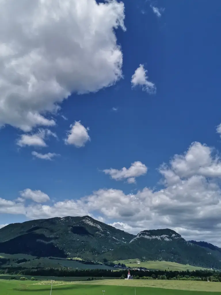 Pętla wokół Tatr na Rowerze Szosowym? Dwa Dni Asfaltowej Przygody (Bez Szutrów!) 13 droga do liptowskiego jeziora 1