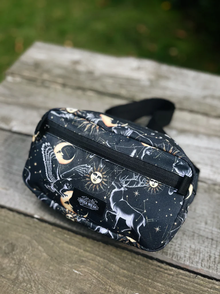 nerka saszetka grafika kosmos