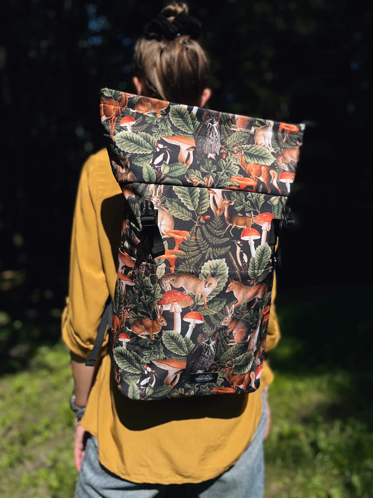 plecak miejski leśny motyw