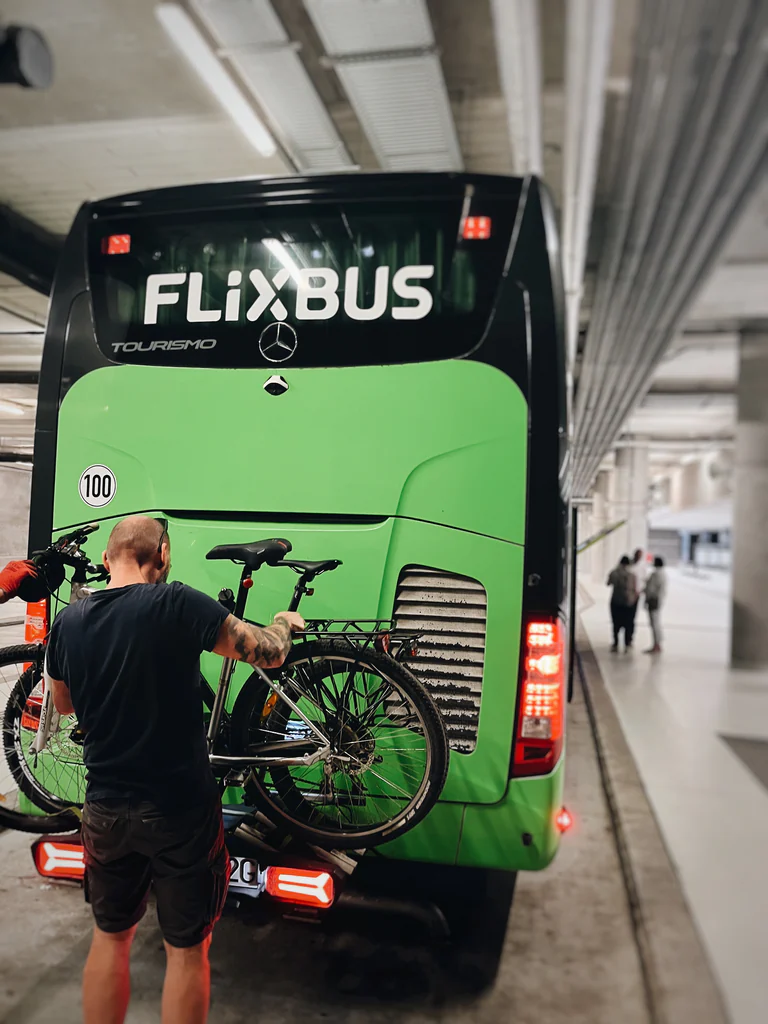 Trasa rowerowa D12 Odra-Nysa 4 podróż z rowerem flixbus