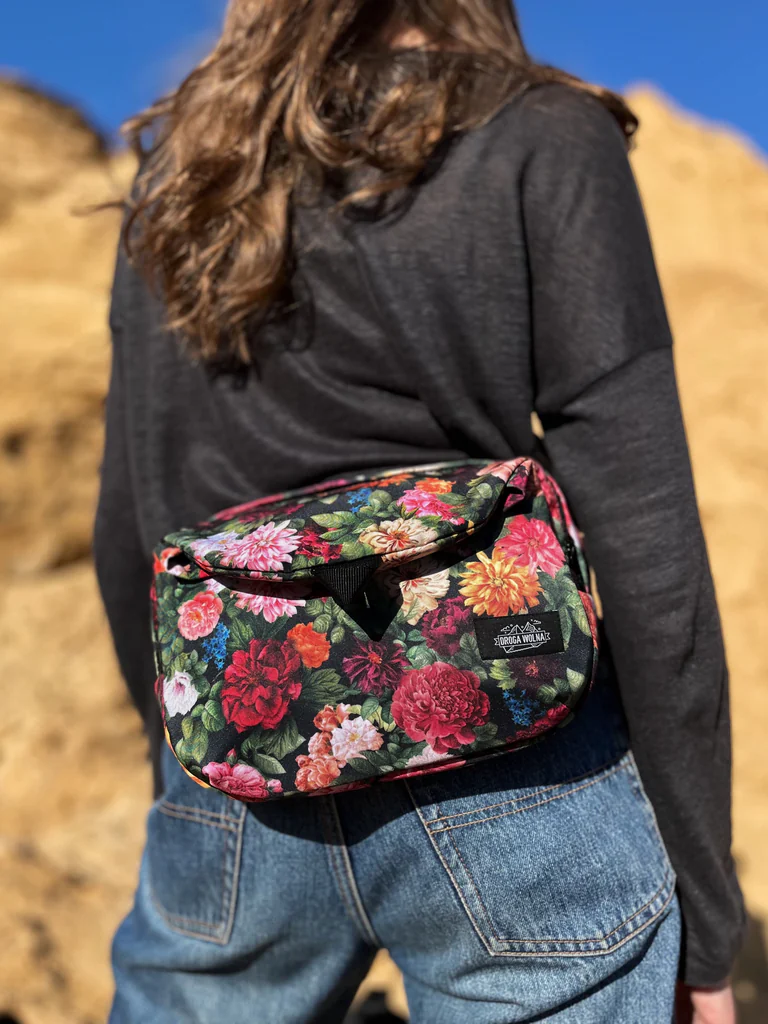 wodoodporna nerka pojemna w kwiaty