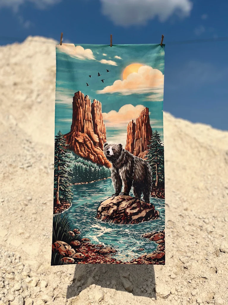 Ręcznik szybkoschnący Niedźwiedź z Gór 140×70 cm